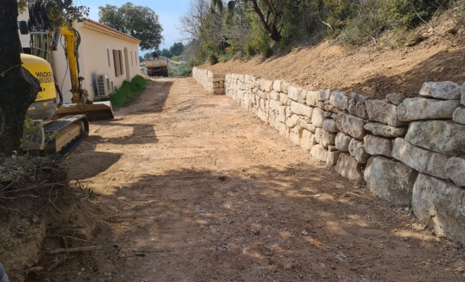 Construction de mur en pierre, Saint-Saturnin-lès-Apt, Poncet Travaux Verts