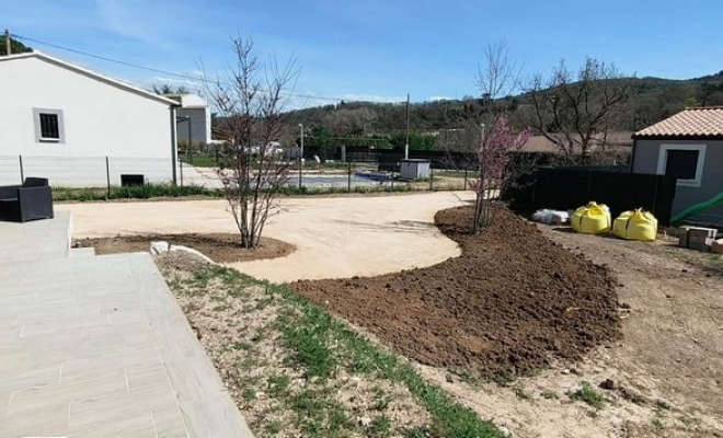 Saint-Saturnin-lès-Apt, Poncet Travaux Verts