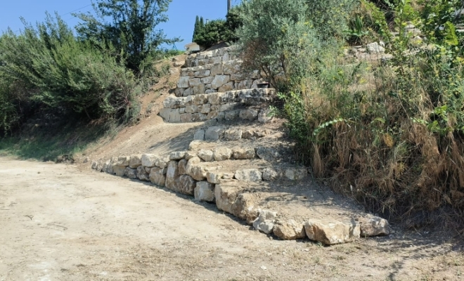 Reconstitution d'un accès maison avec murs de soutènements suite à un éboulement., Saint-Saturnin-lès-Apt, Poncet Travaux Verts